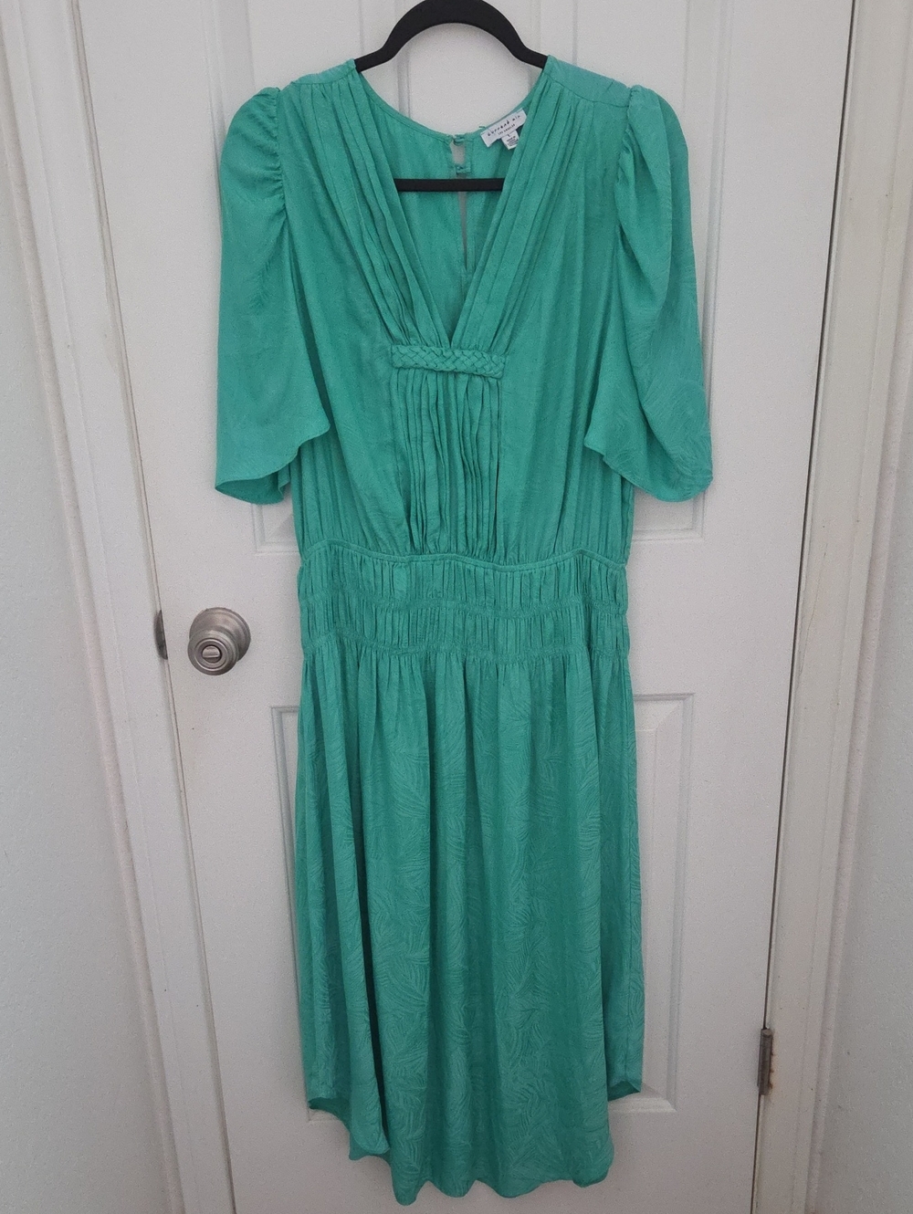 Current Air Los Angeles Women's Teal V-Neck Pleated Midi Dress
